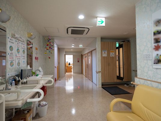 廊下の和やかな雰囲気