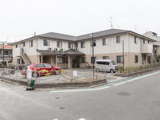 きれいな建物の外観