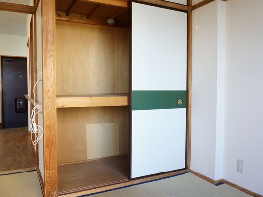 和室の片引き戸