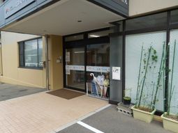 エントランスの外観