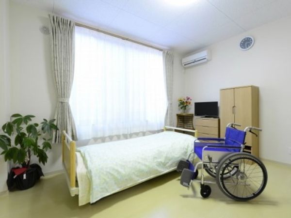 明るく清潔な居室