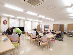 快適な明るい多目的室