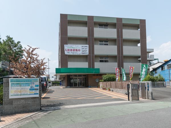 清潔感のある施設外観