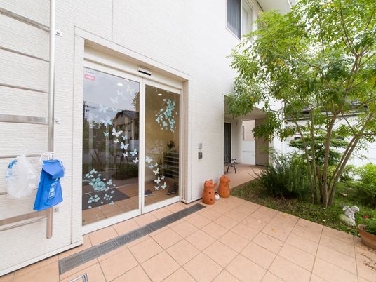 エントランスのやさしい雰囲気
