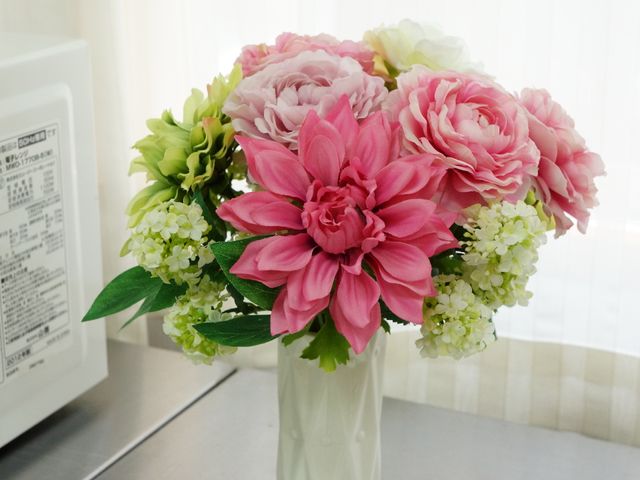 ピンクの花のアレンジメント