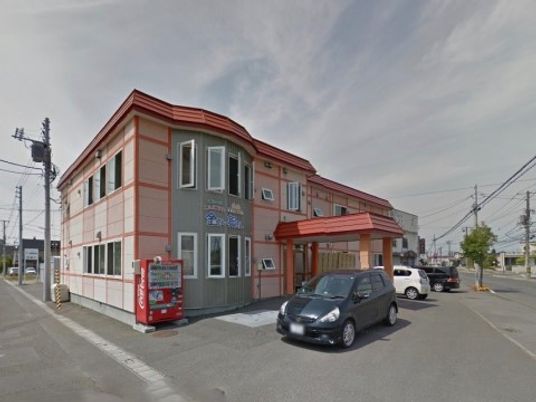 機能的な建物の外観