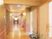 廊下の清潔感溢れる空間