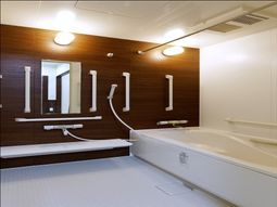 清潔感のある浴室