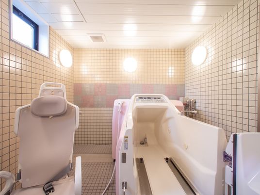 バリアフリーの浴室設備