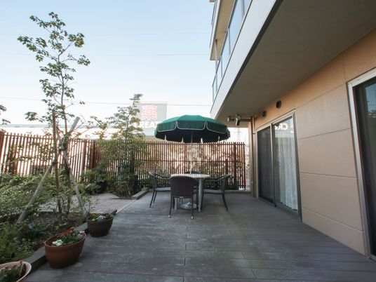 快適な屋外休憩スペース