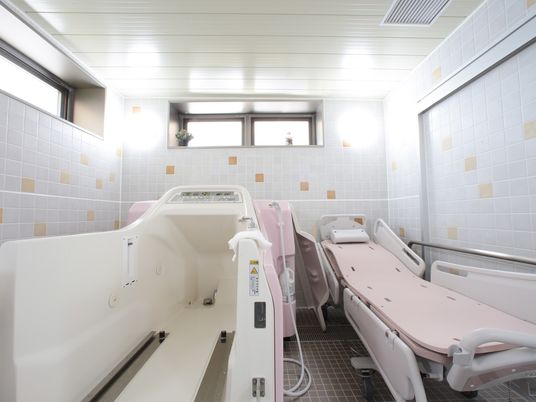 バリアフリー対応の浴室