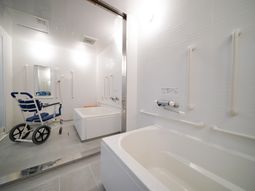 バリアフリー浴室設備