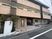 落ち着いた雰囲気の外観
