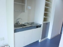 キッチンの整った居室