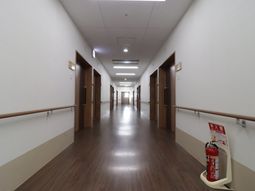 清潔感ある廊下