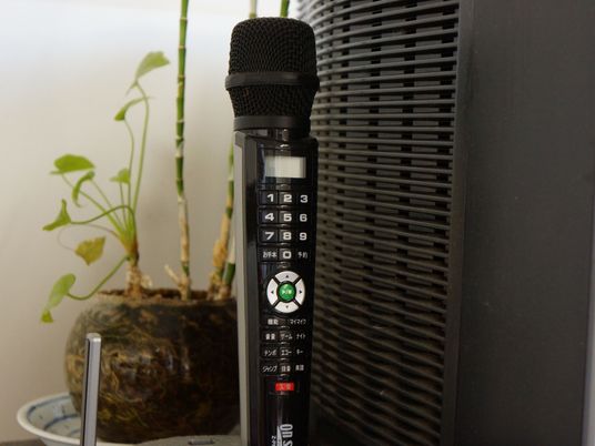 マイク付きカラオケ設備