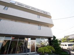 清潔感のあふれるエントランス