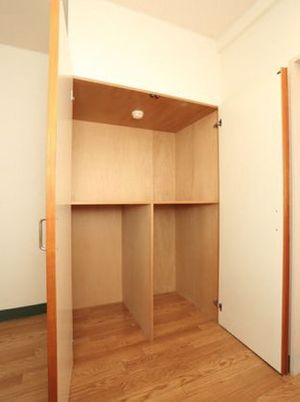 収納豊富なクローゼット