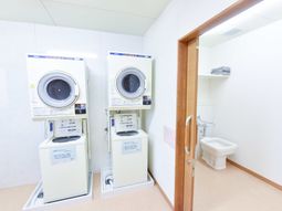 洗濯機と洗面所の設備