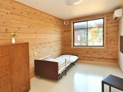 きれいな木目の居室