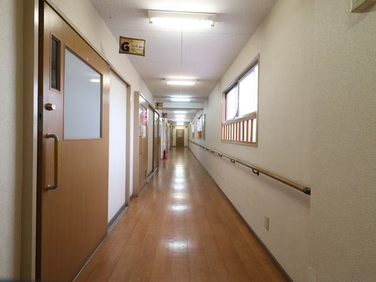清潔な廊下