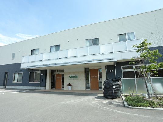 清潔な外観の建物