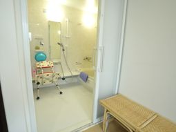 バリアフリー浴室設備