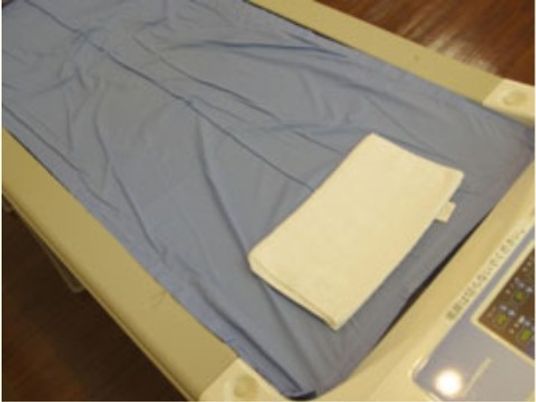 機能訓練用のベッド