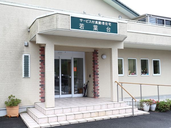エントランスの直接的視点