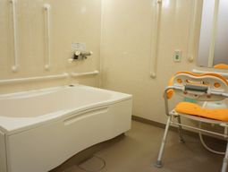 バリアフリー浴室設備
