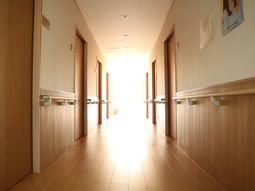 明るい廊下のイメージ