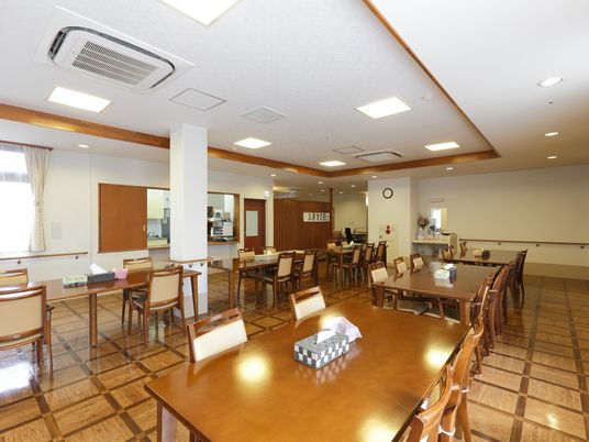 広々とした清潔な食堂