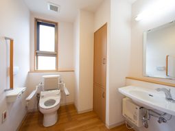 清潔なトイレの空間