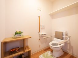 清潔感あるトイレスペース