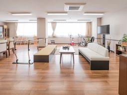 明るい居心地の良いリビング