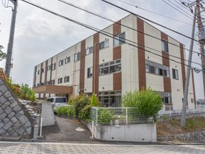 多階層のモダンな外観
