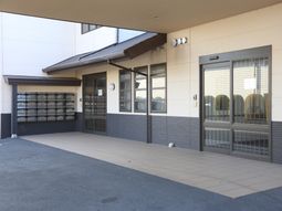 清潔感ある建物入口