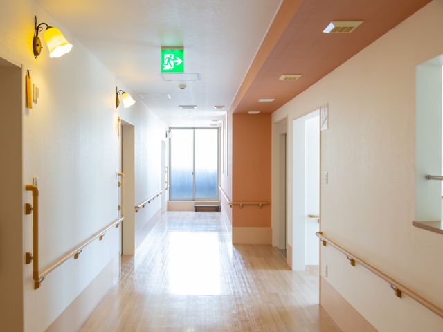 明るい廊下のイメージ