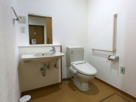 清潔なトイレスペース