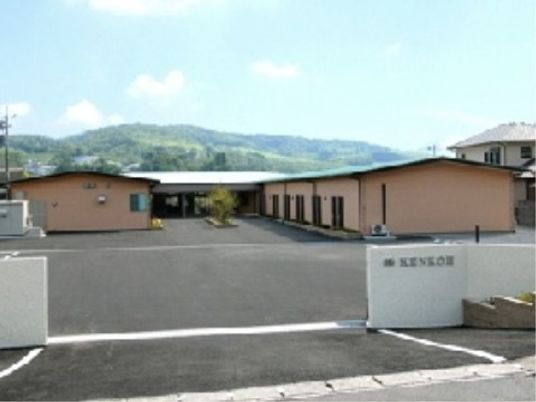緑豊かな外観