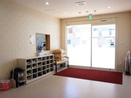 入口の明るいエリア