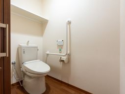 安全設計のトイレ
