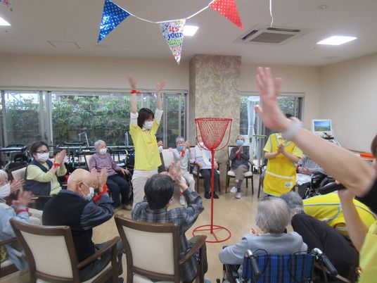 活動する人々の多目的室