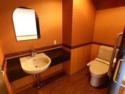 バリアフリートイレの内観