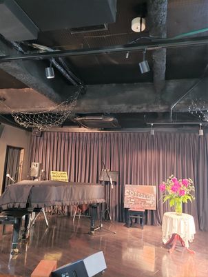 イベント用設備のある部屋