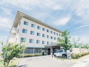 晴れた日の外観ビュー