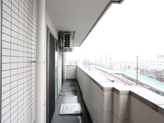 建物のバルコニー