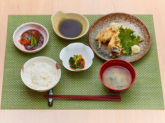 和食セットの食卓