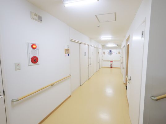 広々とした廊下