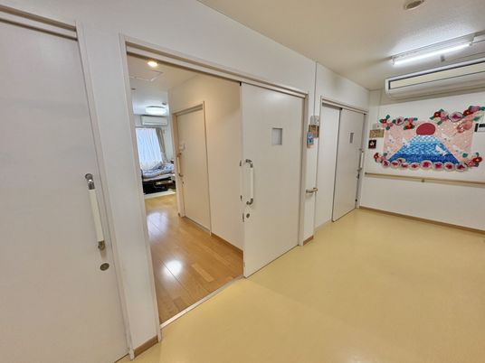 清潔感のある廊下